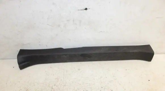 Toyota Auris E180 Front sill trim cover 6791302270 67913-02270