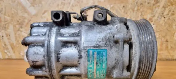 Volvo V50 Air conditioning (A/C) compressor (pump) 3m5h19d629hc