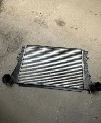 Volkswagen Golf V Intercooler radiator N6897002 1K0145803T