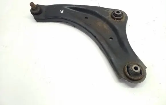 Nissan Juke I F15 Front lower control arm/wishbone