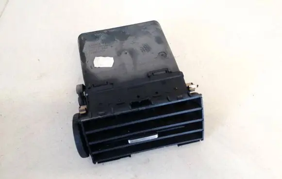 Ford Focus C-MAX Dash center air vent grill 3m51r014l21ae 3m51-r014l21ae