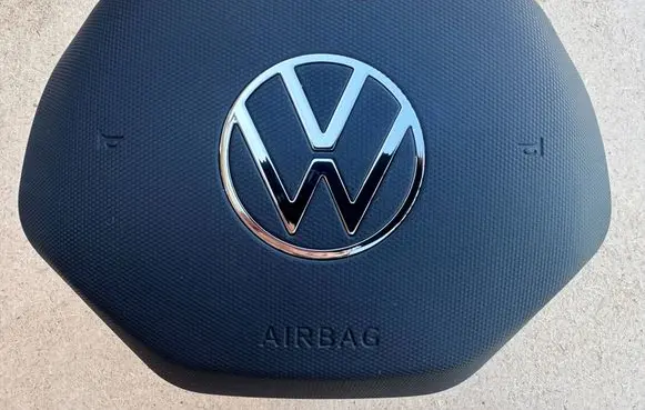 Volkswagen Caddy Steering wheel airbag 2K7880201G 686445200