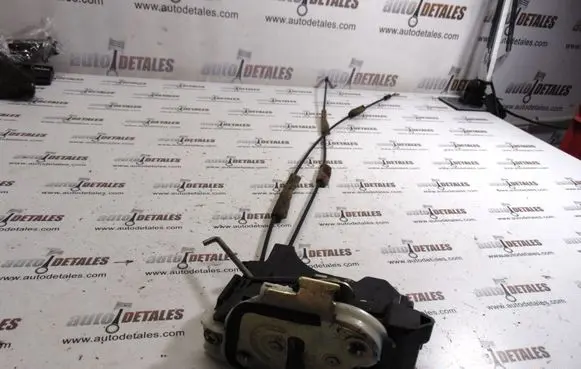 Mitsubishi Grandis Rear door lock