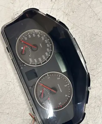 Volvo V50 Speedometer (instrument cluster) E30710071