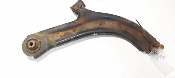 Renault Modus Front lower control arm/wishbone