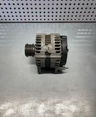 Volkswagen PASSAT B7 Generator/alternator 03G903023 0121715003