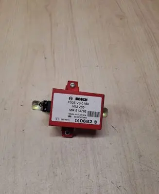 Mitsubishi Space Star Other control units/modules F005V00180 2832300863 MR913792
