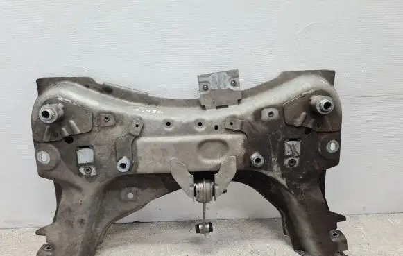 Renault Captur Front subframe 544011380R