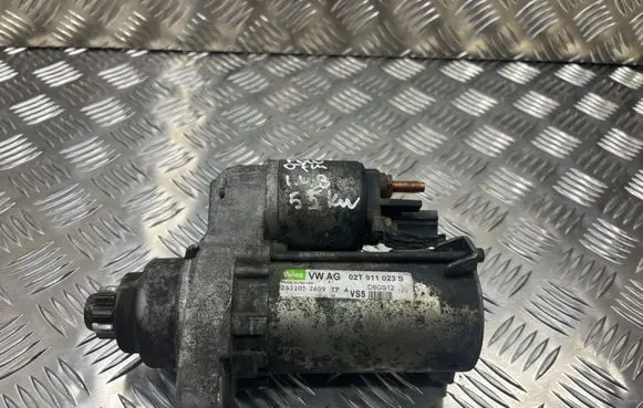 Volkswagen Polo IV 9N3 Starter motor 02T911023S