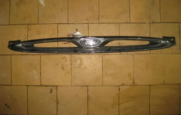 Ford Escort Front grill