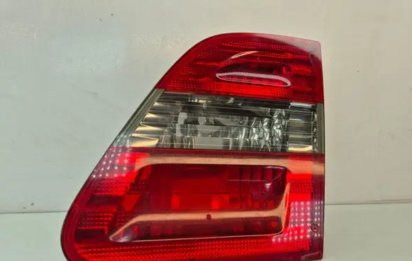 Mercedes-Benz B W245 Tailgate rear/tail lights A1698201664