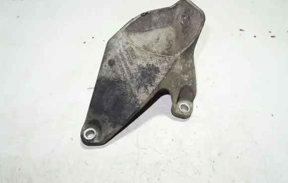 Audi A6 S6 C6 4F Engine mounting bracket 4F0199307N