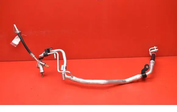 Peugeot 5008 Air conditioning (A/C) pipe/hose 9831702280