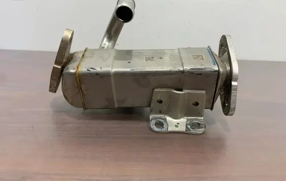 Mitsubishi Outlander IV EGR valve cooler 210731376