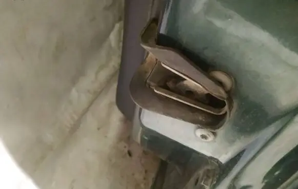 Audi A4 S4 B5 8D Front door lock