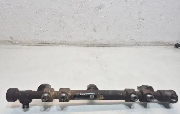 Hyundai Santa Fe Fuel main line pipe 0445214211