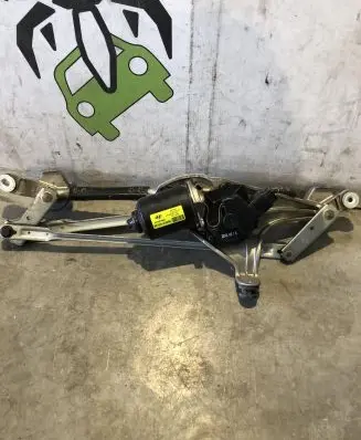 Hyundai Tucson TL Front wiper linkage and motor 98100-D3000