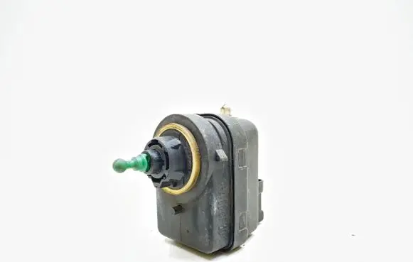 Renault Scenic I Headlight level adjustment motor P7700840141