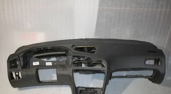 Volvo V70 Dashboard 9177707