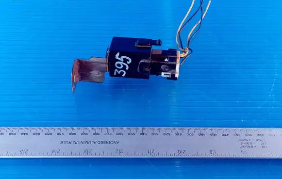 KIA Sorento Hazard warning light relay 955503E000