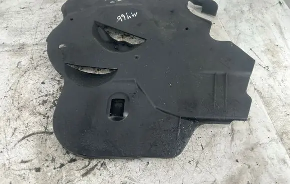 Mercedes-Benz CLS C218 X218 Engine cover (trim)