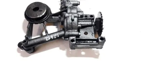 Renault Laguna I Oil pump 0070905004
