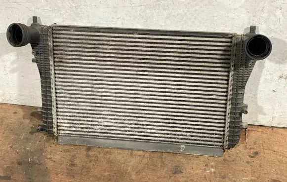 Volkswagen PASSAT B6 Intercooler radiator 3c0145805g