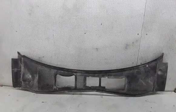 Volkswagen PASSAT B5.5 Wiper trim 3B2819447A