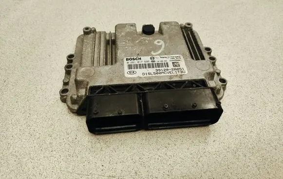 KIA Cerato Engine control unit/module 391202A051 1039S56961 0281017695