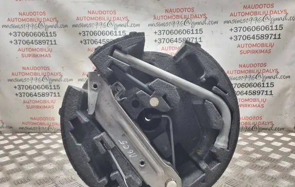 Audi A6 S6 C5 4B Tool set 4B5012109
