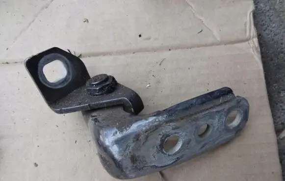 Front door hinge set