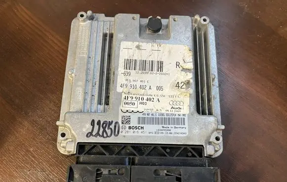 Audi A6 S6 C6 4F Engine control unit/module 4f0907401e 0281016451