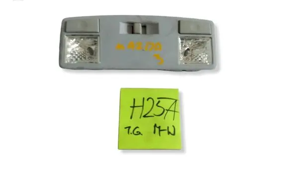 Mazda 3 I Rear seat light 87643234