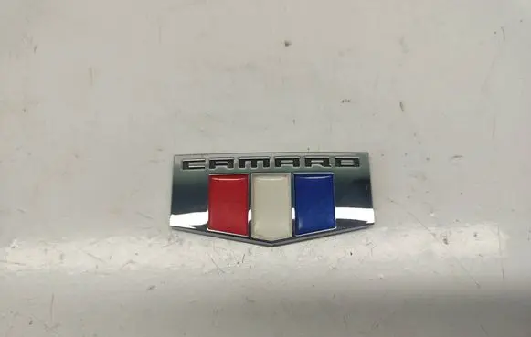 Chevrolet Camaro Fender model badge letters 84233236