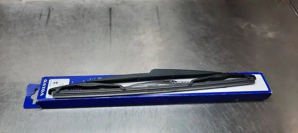 Volvo XC60 Front wiper blade arm 30747762