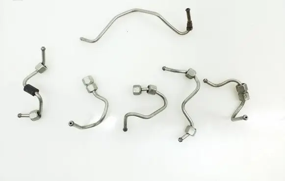Mercedes-Benz A W176 Fuel injector supply line/pipe 