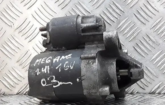 Renault Megane II Starter motor 8200182178C