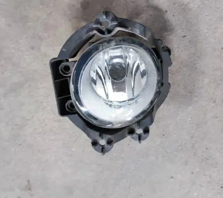 Toyota Avensis T270 Front fog light 89210656