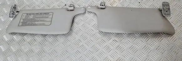 Isuzu D-Max Sun visor