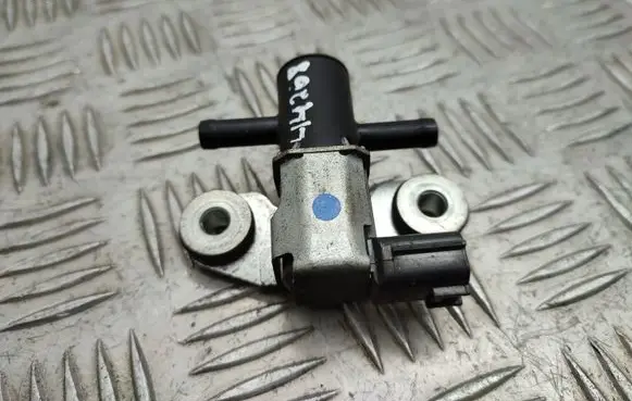Nissan 370Z Air pressure sensor K5T46697