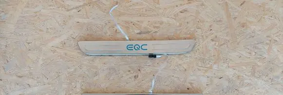Mercedes-Benz EQC Front sill trim cover 