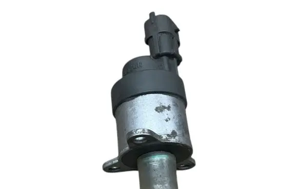 Ford Focus C-MAX Fuel pressure regulator 0928400681 1020322050