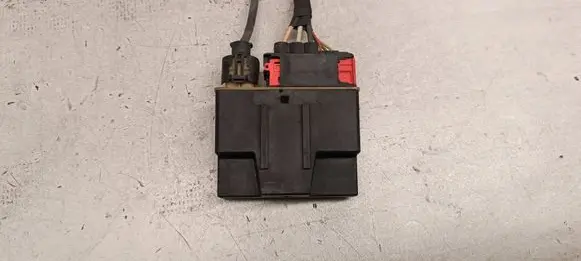 Peugeot 5008 Glow plug pre-heat relay 018010953 9662570880 BCR2004