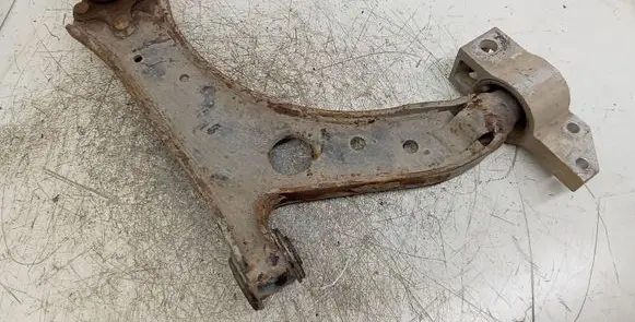 Skoda Octavia Mk2 (1Z) Front lower control arm/wishbone 1K0407190E