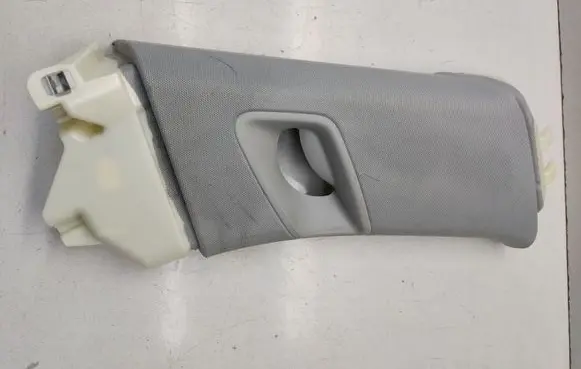 Audi Q7 4M (B) pillar trim (top) 4M0867287