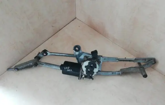Volvo XC70 Front wiper linkage and motor 09151848 23536 404775