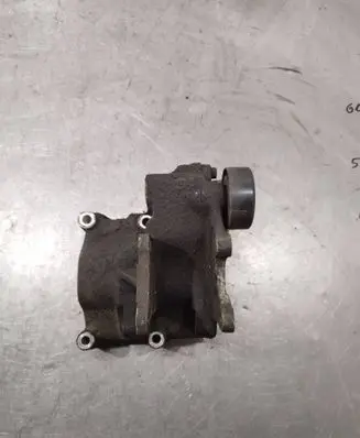 Hyundai Santa Fe Generator/alternator belt tensioner