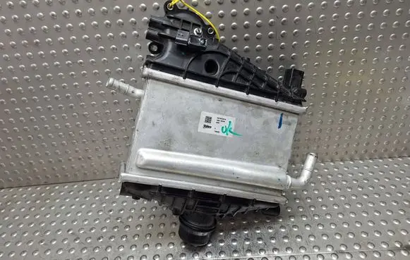 Nissan Qashqai J12 Intercooler radiator 14461-6RC0B