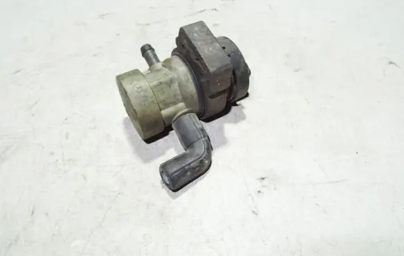 Mercedes-Benz E W210 Turbo solenoid valve 0004701993