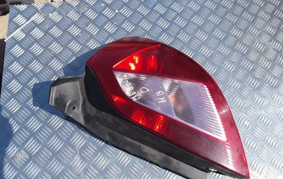Renault Megane II Rear/tail lights 8200073237